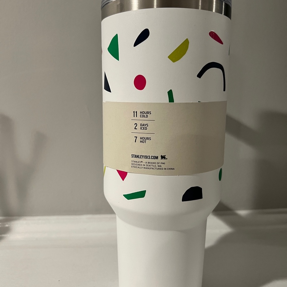 Stanley White Tumbler with Geometric Colorful Accents - Picture 2 of 5